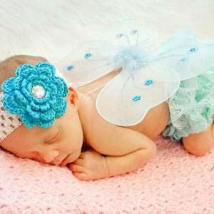 Small Traditional Newborn Photo Prop Baby Doll Bed..