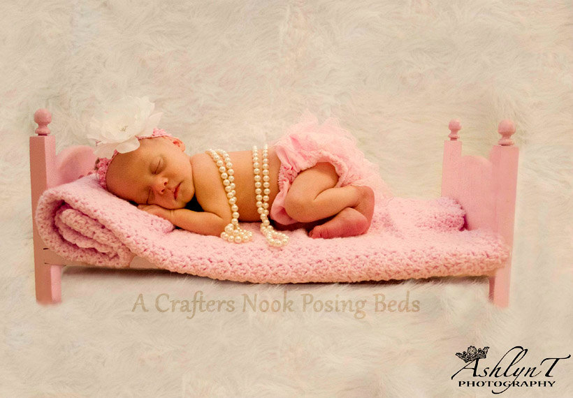 Small Traditional Newborn Photo Prop Baby Doll Bed And Foam Mattress - Diy Photography Portraits